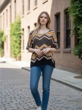 Printed Chevron Dolman Sleeve Blouse in Beige and Black 16